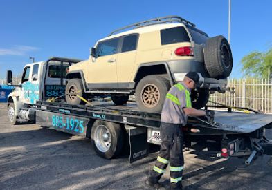 Bronco Towing 4