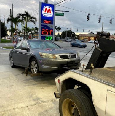 Carlos Escobar Towing 3