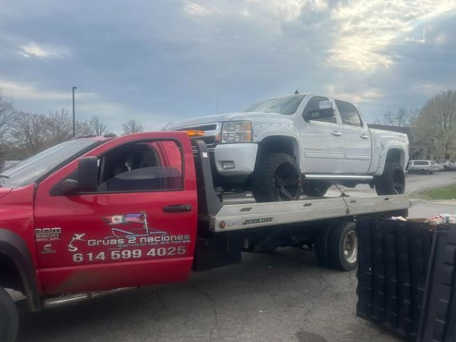 Grúas 2 Naciones - Towing 2 Nations 3