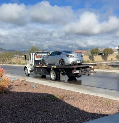 Gruas Solis Towing LLC 3