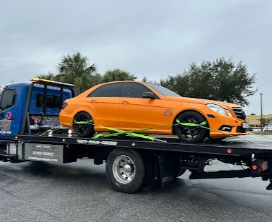 Grúas en Kissimmee, FL los mejores servicios 24 horas en español y baratas