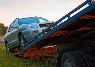 Grúas en Lawrence, MA los mejores servicios 24 horas en español y baratas