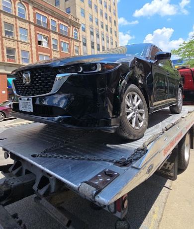 Grúas en Milwaukee, WI los mejores servicios 24 horas en español y baratas