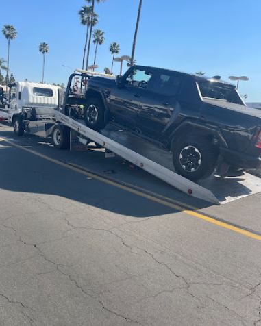 Leos towing service 1