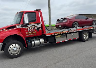 R1 Towing 1