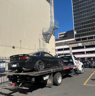 Villalobos Towing LLC 3